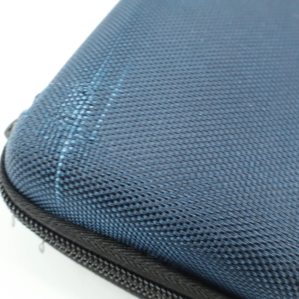 Tumi Delta Airlines Amenity Kit Navy Blue Hardshell Case‎ Kiehls Skincare Set